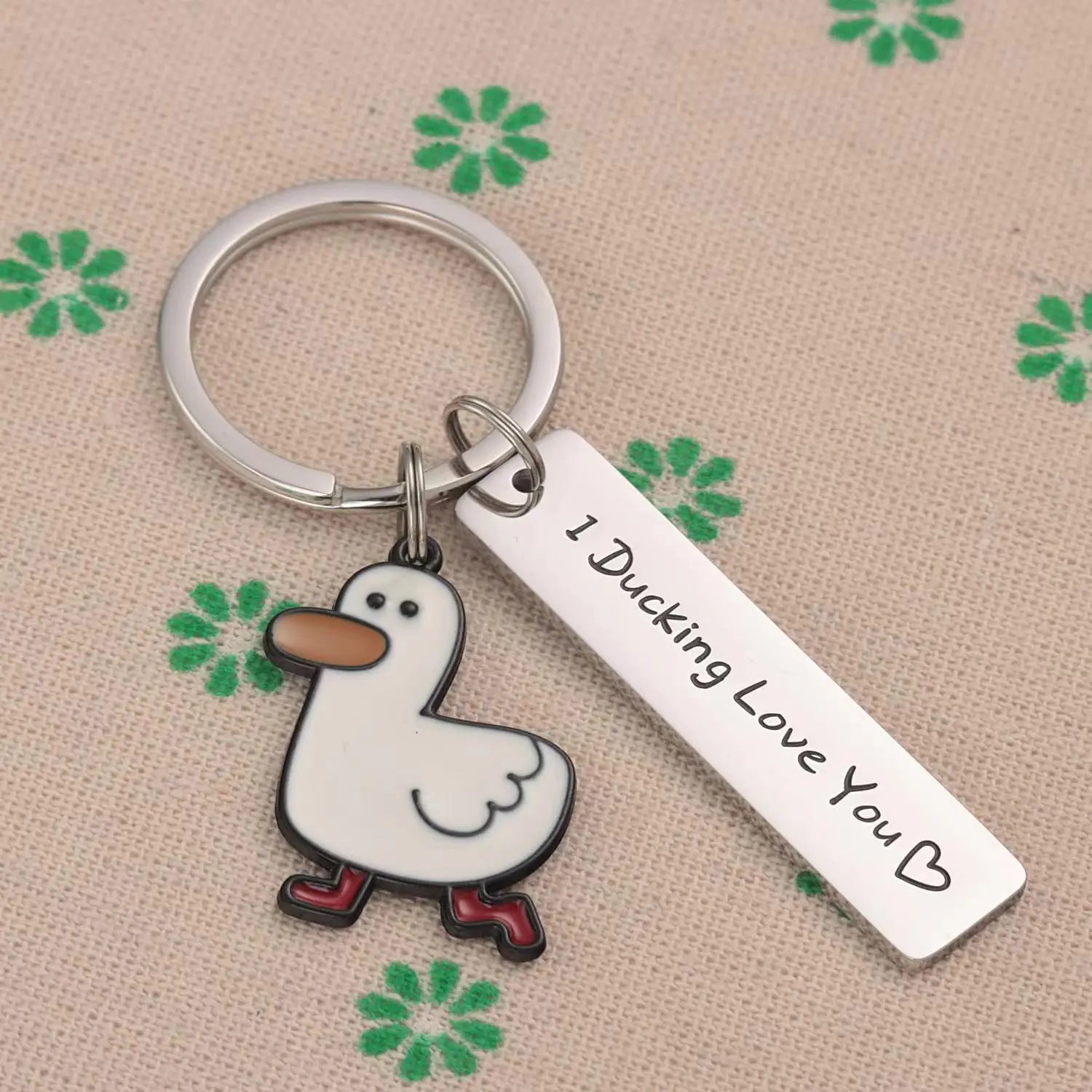 “I Ducking Love You” Funny Duck Pun Keychain – Cute Couples Gift